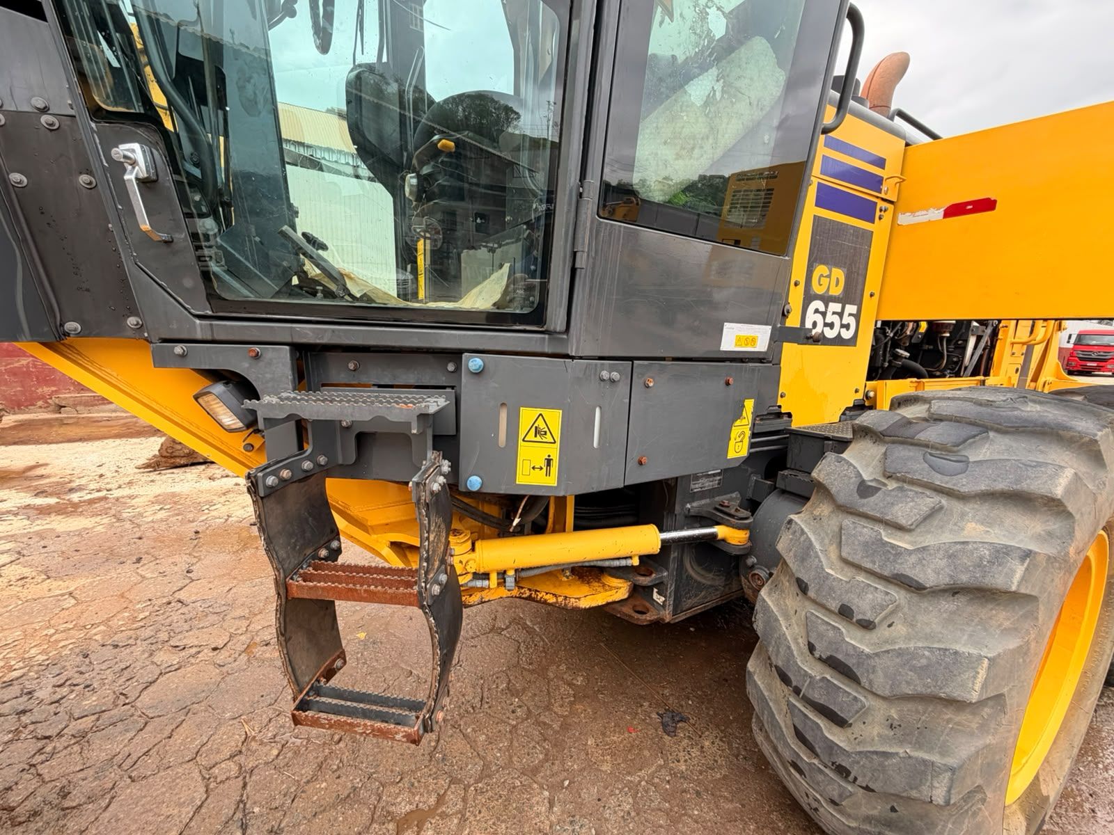Komatsu GD 655 2021 — foto 10
