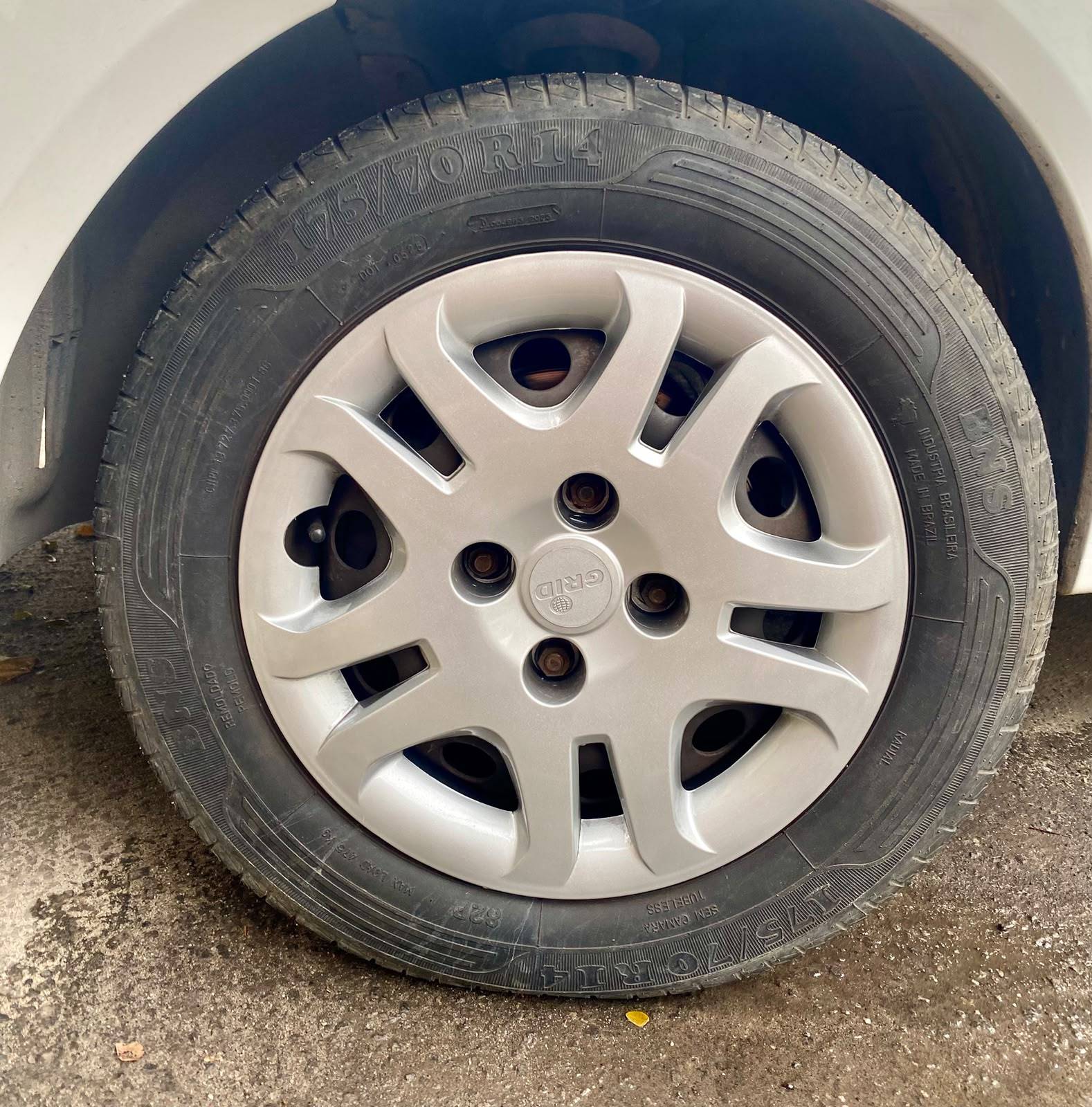 FORD Fiesta SE 1.0 8V Flex 2014 — foto 14