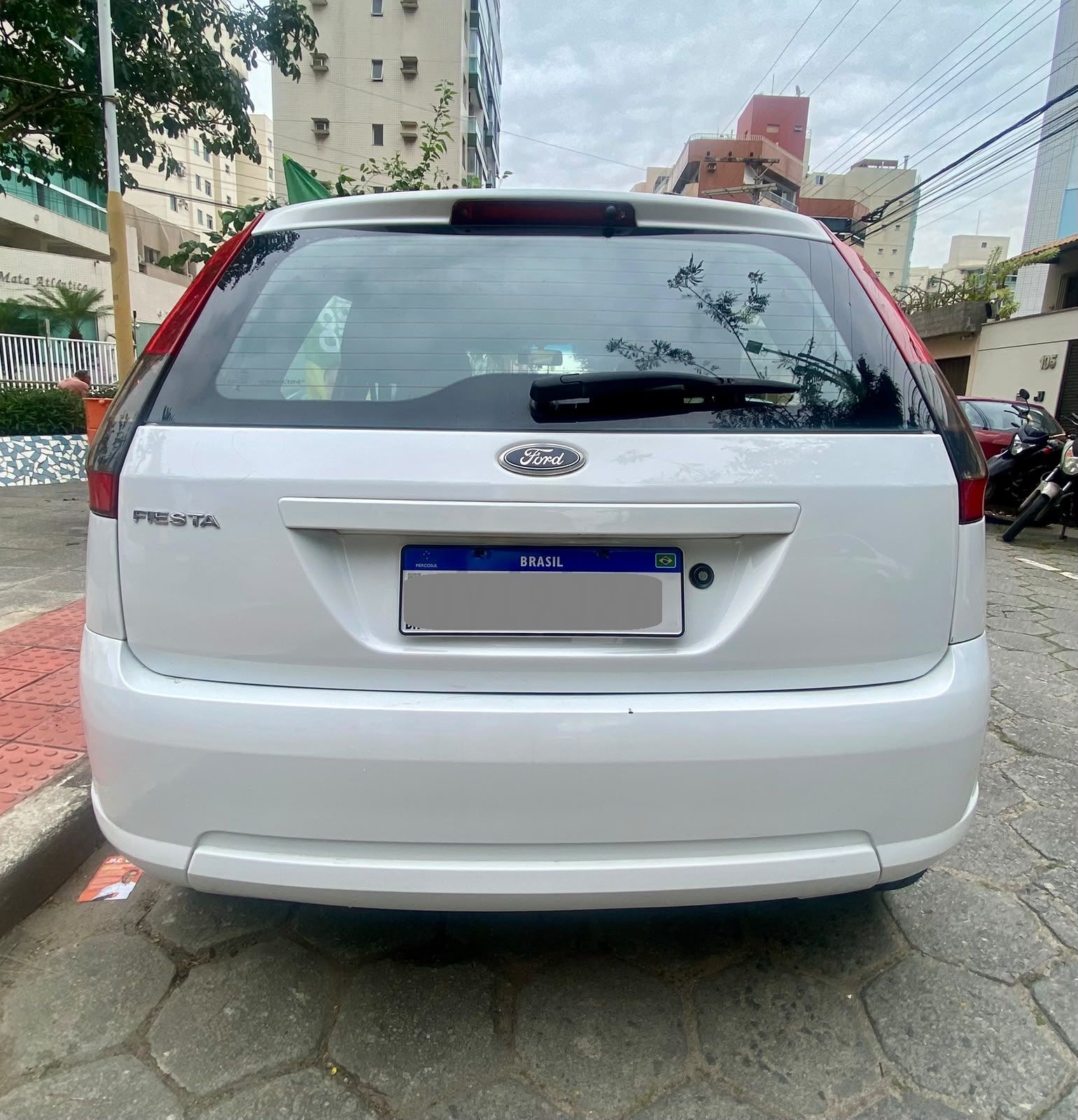 FORD Fiesta SE 1.0 8V Flex 2014 — foto 11